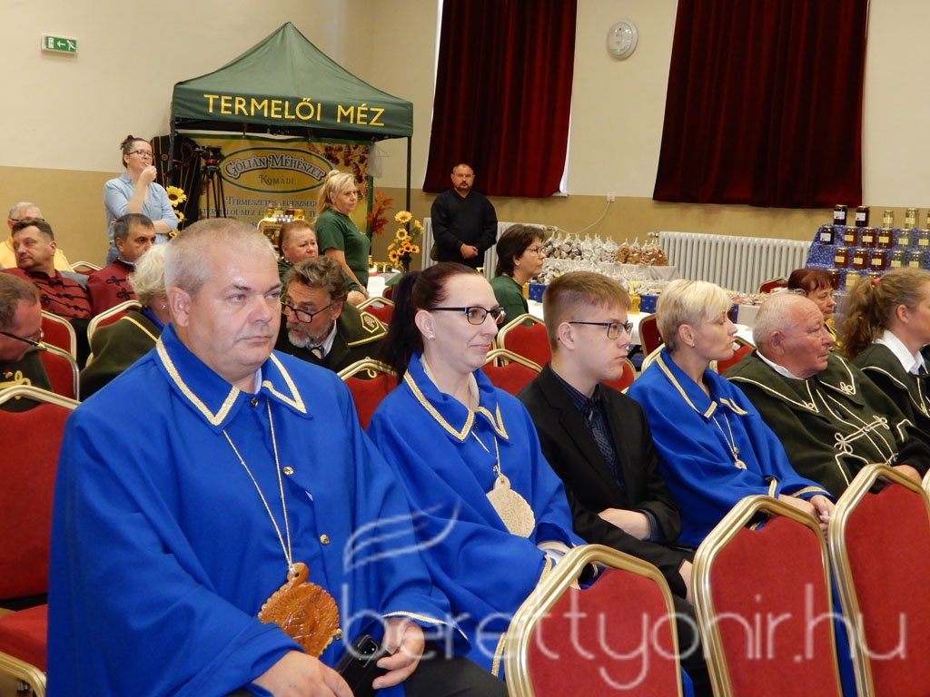 IX. Bihari Mézesnap 22